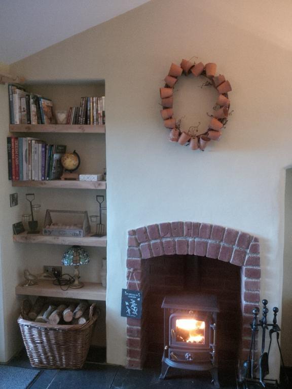 Appartamento The Potting Shed Little Torrington Esterno foto